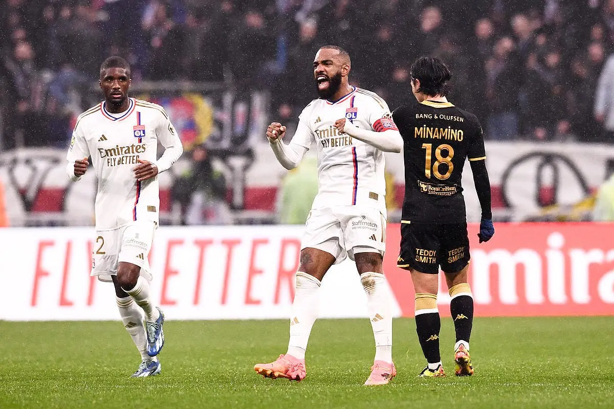 L1 : L’OL fait tomber Monaco et offre le titre au PSG !