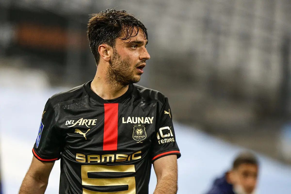 l1 malgre la haine clement grenier garde twitter icon d1r1392 310685