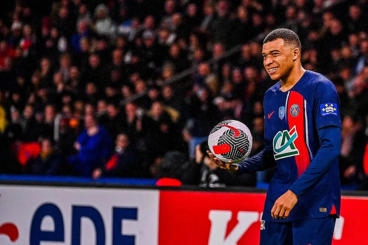 l1 mbappe menage mais present pour psg lille icon ruh 8575 2 371717