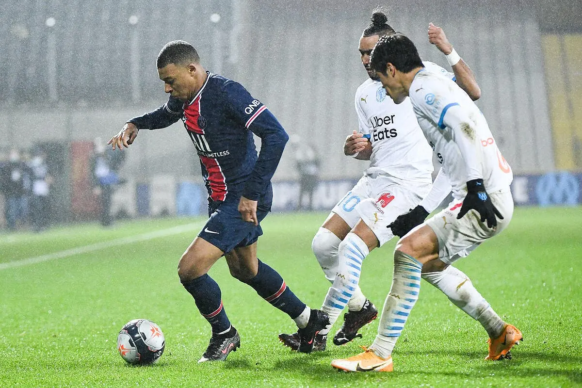 l1 telefoot ou ecran noir om psg c est la panique icon dib 130121 11 43 304511