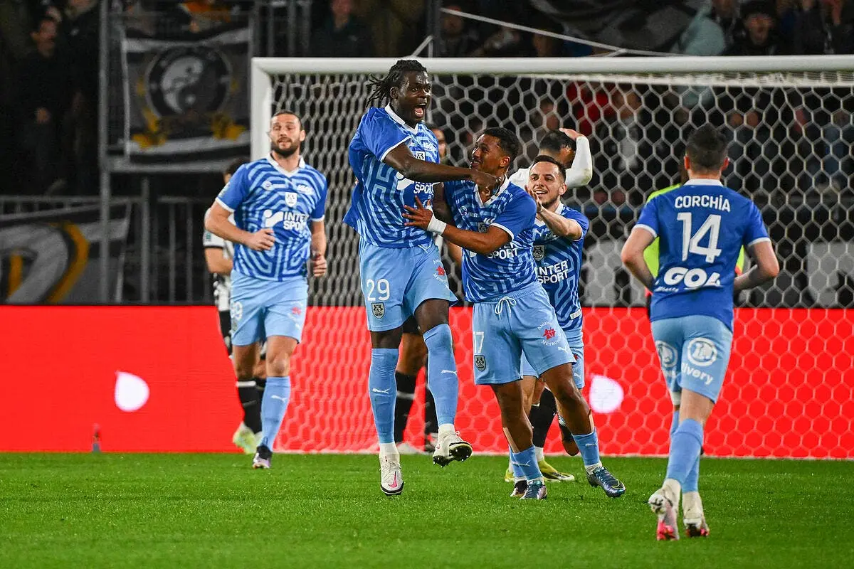 L2 : Angers chute, l'énorme affaire pour l'ASSE