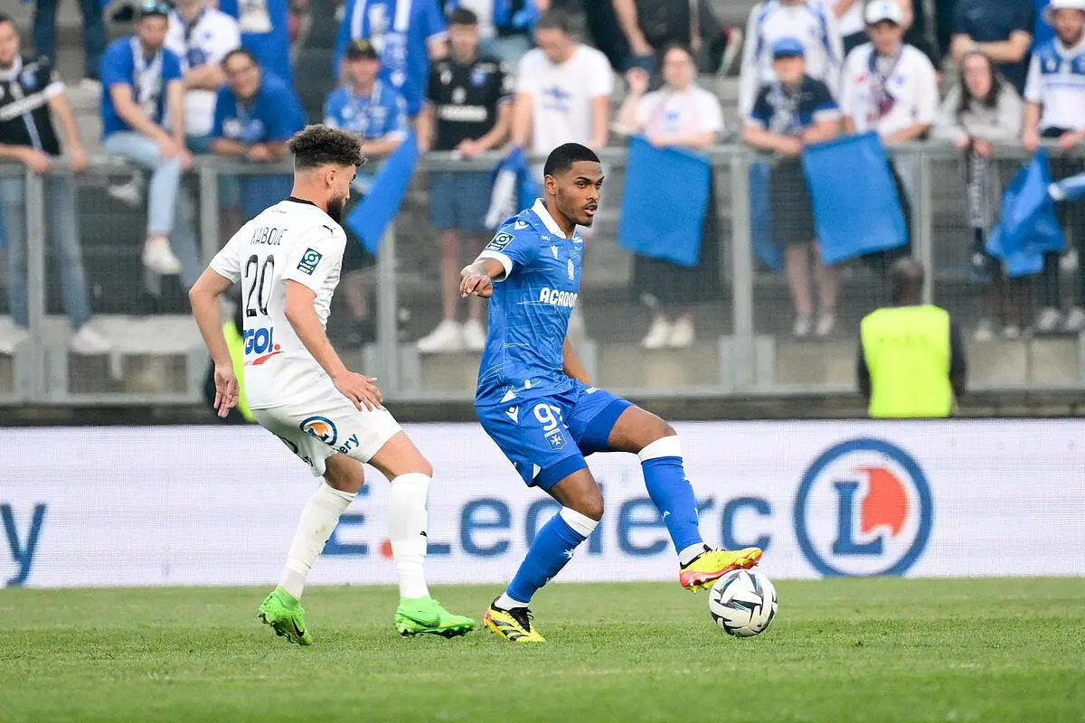 L2 : Auxerre en L1 et champion, Angers dépasse l'ASSE !