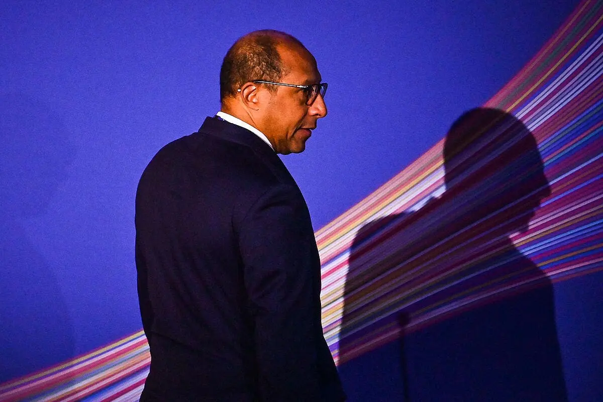 le coq a plume nike la france fanfaronne philippe diallo 1 375706