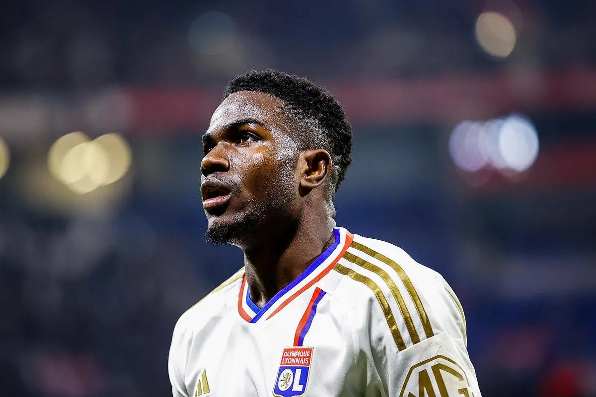 le mercato de l ol chamboule par cette can demente icon b3 3958 370943