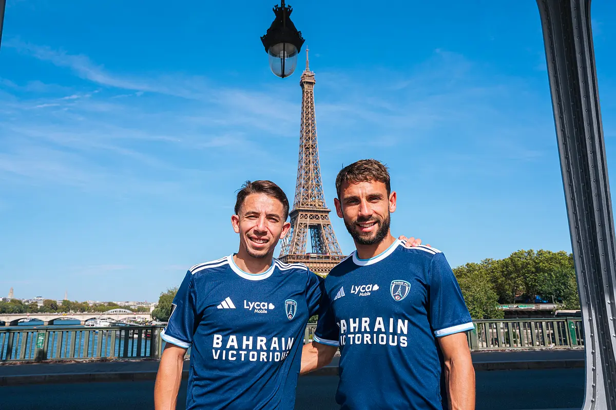 le paris fc officialise la signature de maxime lopez frere lopez 380475