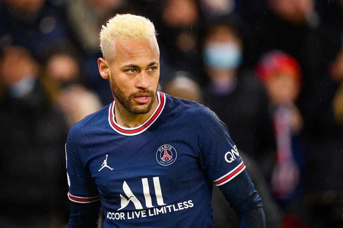 le psg vire neymar ca rigole dans le vestiaire neymar 136 344485