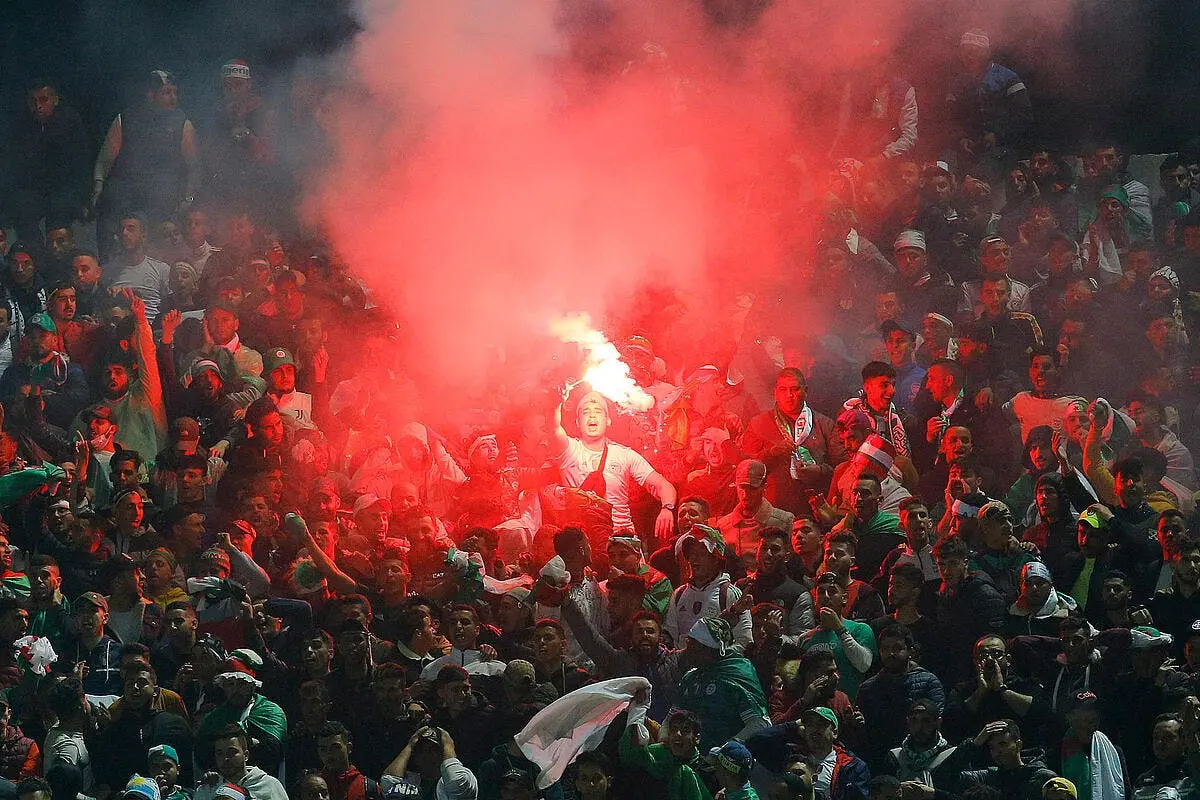 les algeriens debarquent a la fifa gros coup de pression icon 66126042 339531