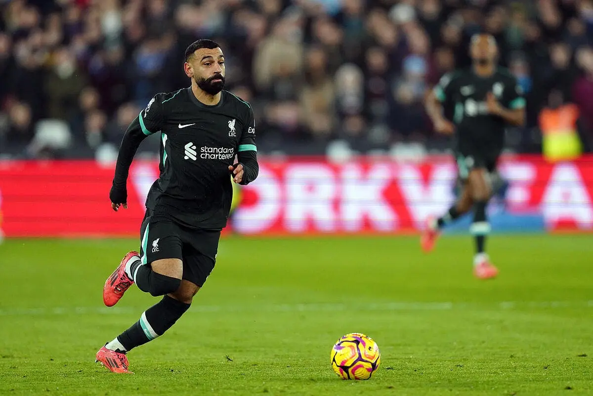 liverpool ou psg l agent de salah debarque salah 17 386291