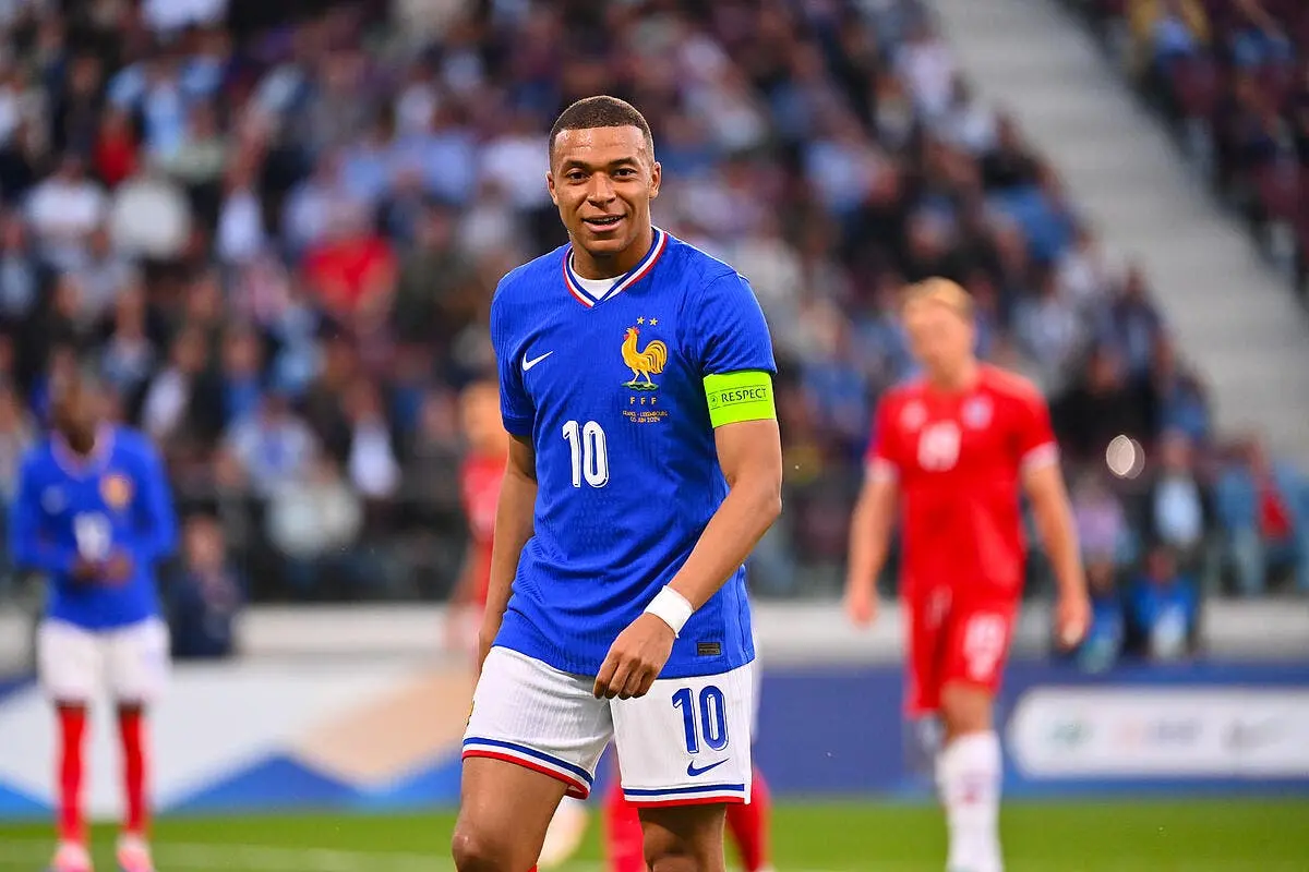 mbappe injouable la france est sous le choc iconsport 231598 0125 376835