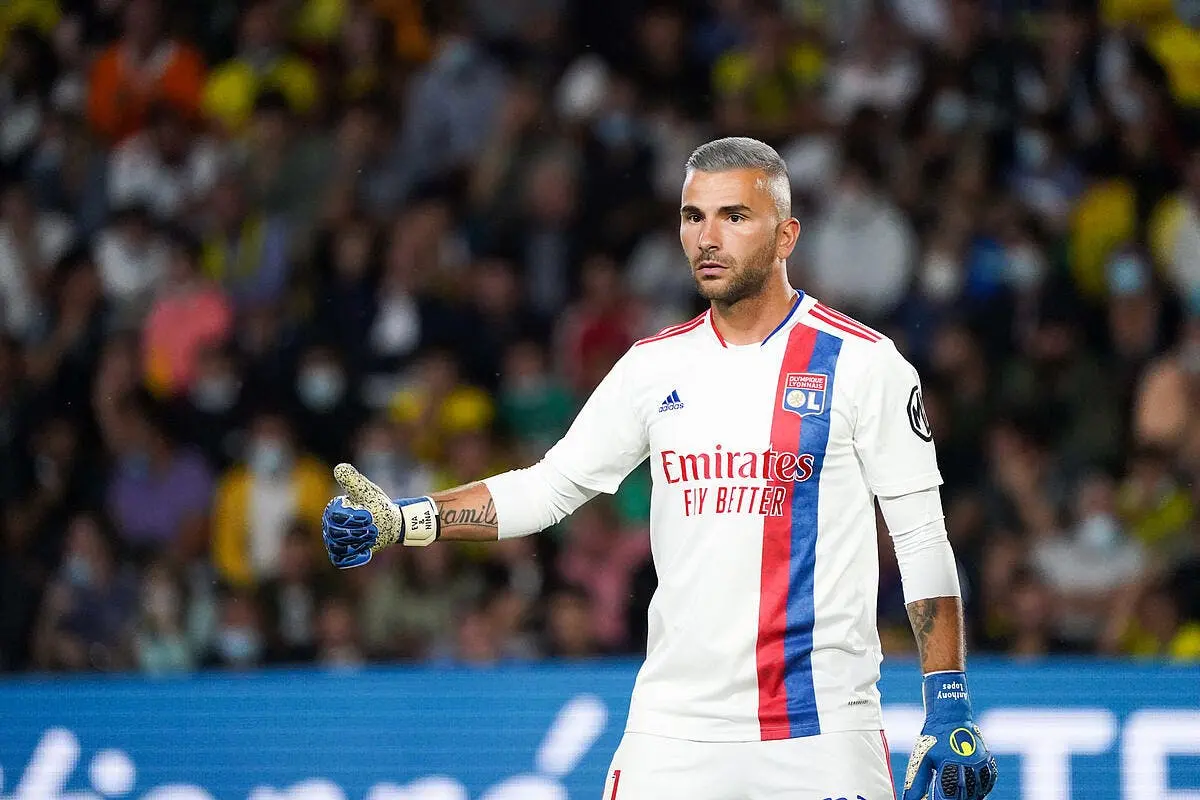 ol anthony lopes repond a la menace onana icon elnaly 040 323451