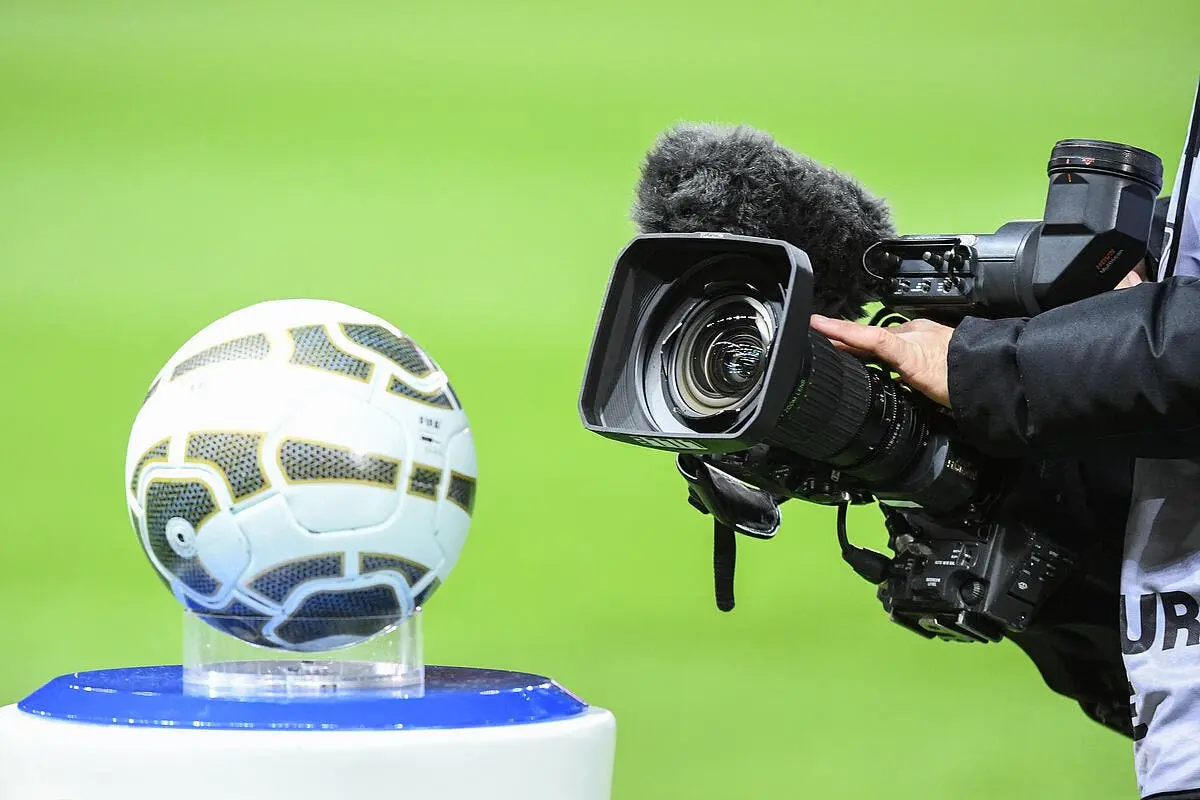 ol asm le bad buzz de canal avec sa camera en mode fifa iconsport dib 110117 10 120177770