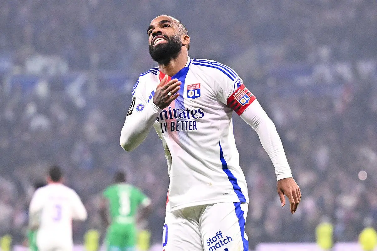 OL-ASSE : Lacazette offre le derby à Lyon !