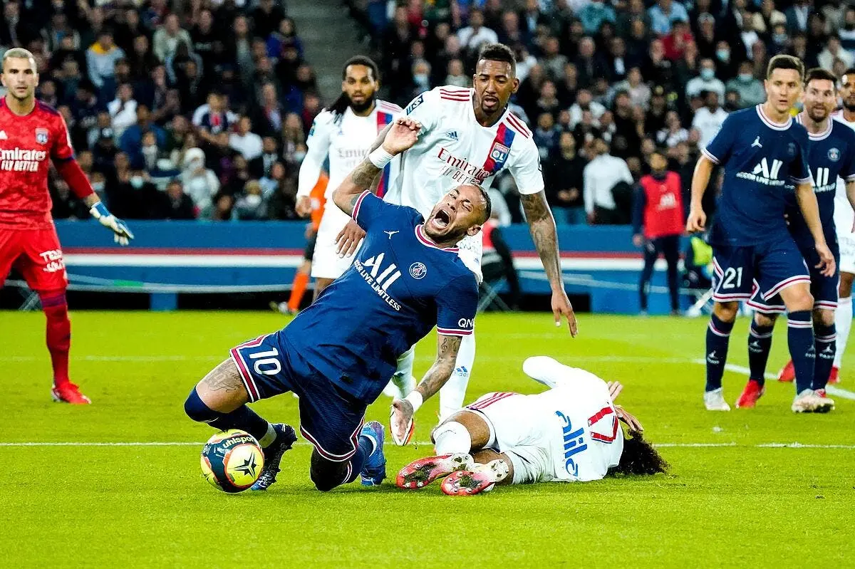 ol le penalty de neymar aulas hurle toujours icon 19092021 pf14009 324255