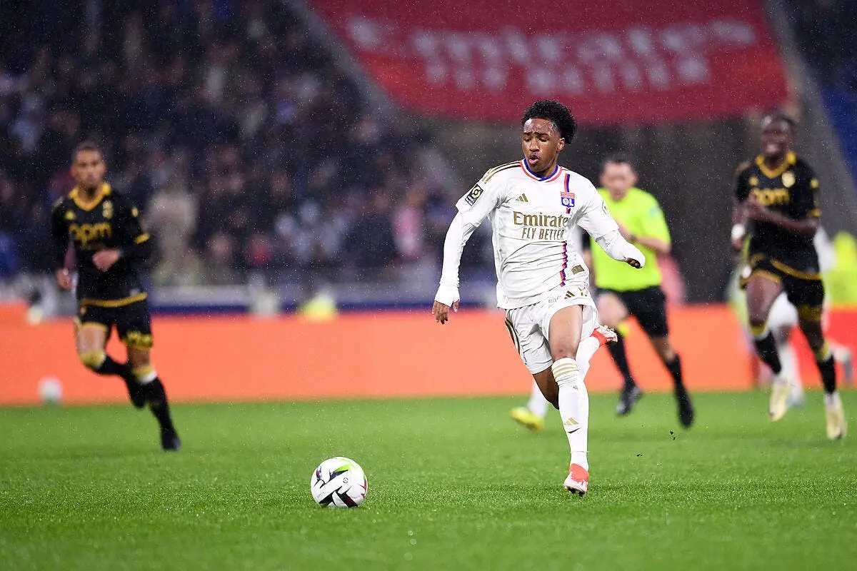 OL : Le permis de conduire et le but de la victoire, Fofana est aux anges