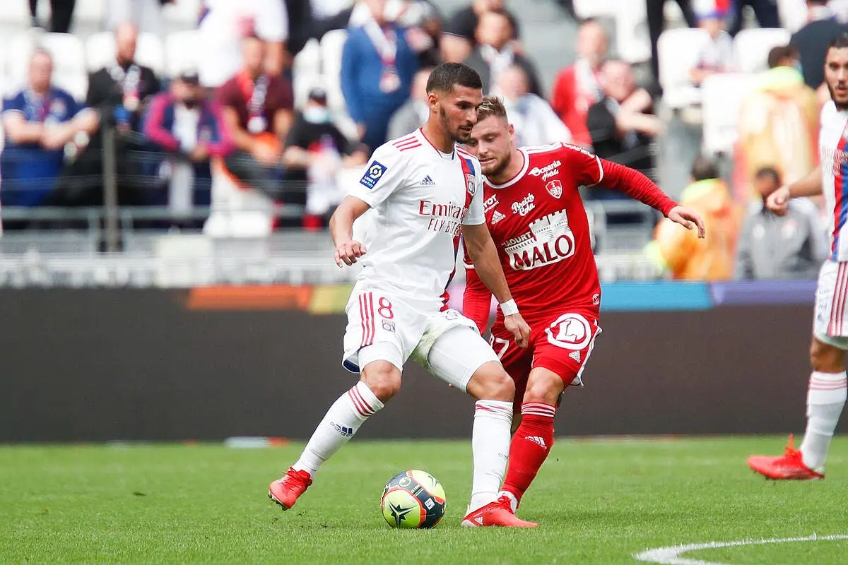 ol secoue par dubois aouar n y arrive toujours pas aouar 21 337153
