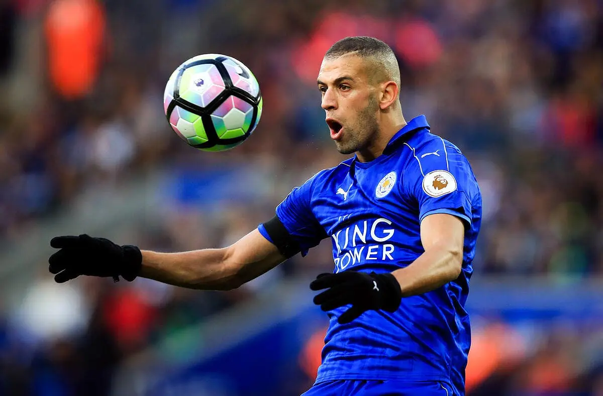 ol slimani a cede a juninho pour signer a lyon icon 28979631 1 303939