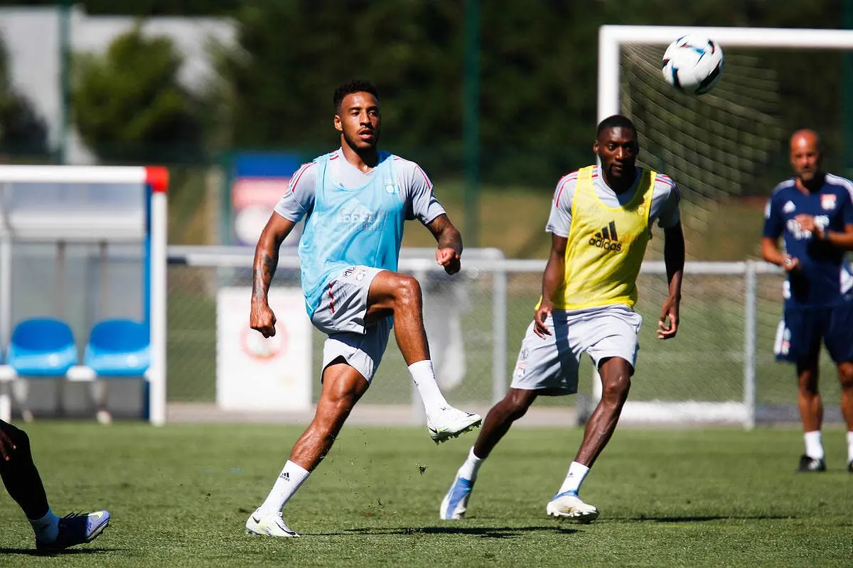 ol tolisso dans le groupe de peter bosz pour affronter ajaccio icon 25i8484 347175