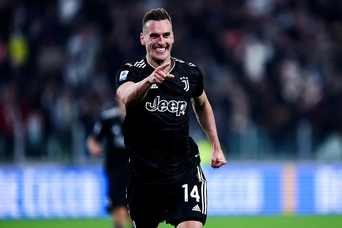 om longoria bien arme pour empecher le retour de milik milik 10 361287