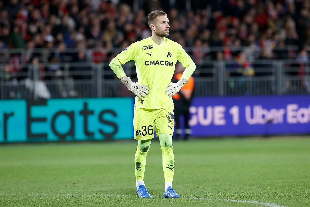 OM : Longoria met des barbelés, les supporters crient à la folie