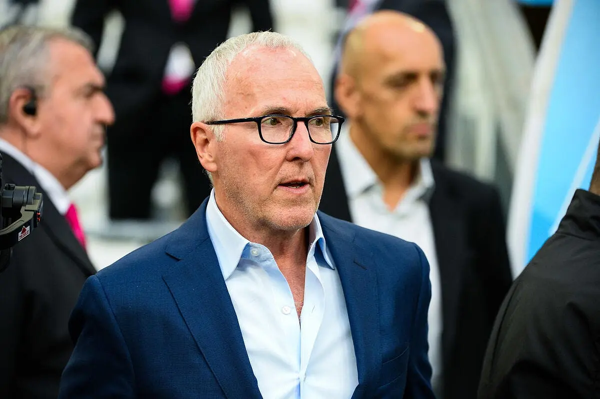 om un prince saoudien veut le club de macron la rumeur est lancee a 308037