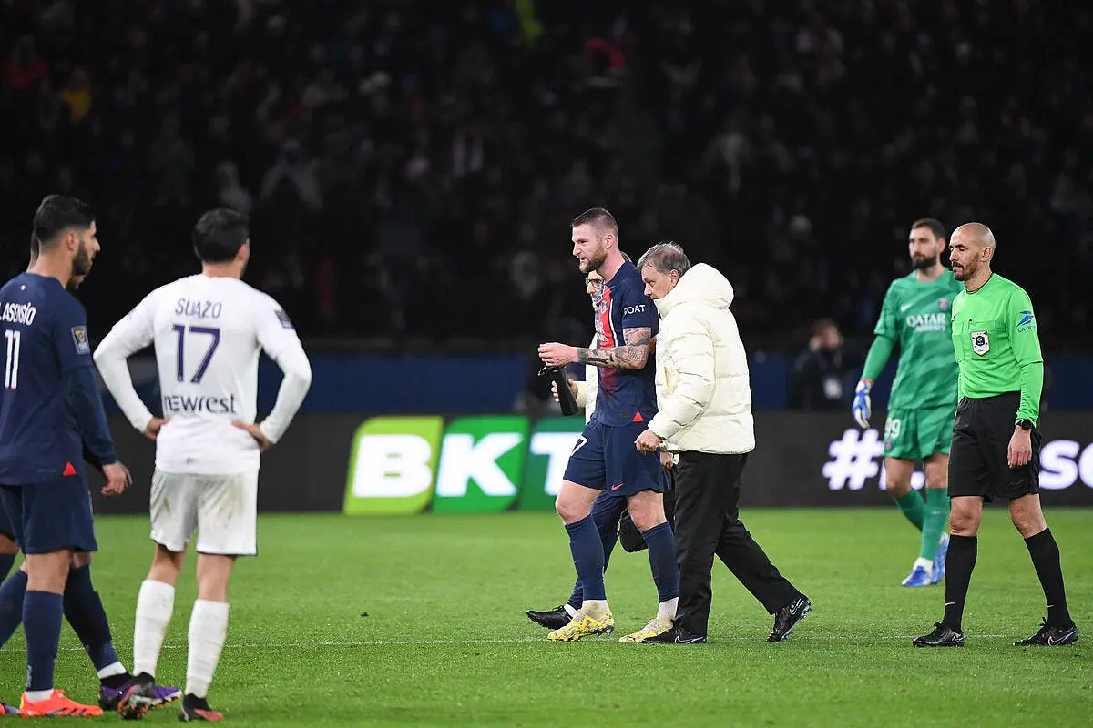 premier match un joueur du psg fait l unanimite contre lui icon ab1 8072 370079