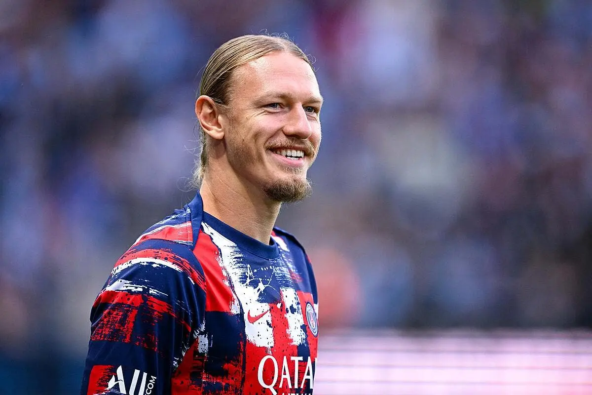 PSG-Gérone : Safonov titulaire, Luis Enrique a comme un gros doute