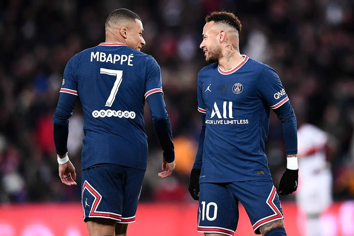 psg l incroyable revolution tout le monde part mbappe reste icon pl5 5446 338287