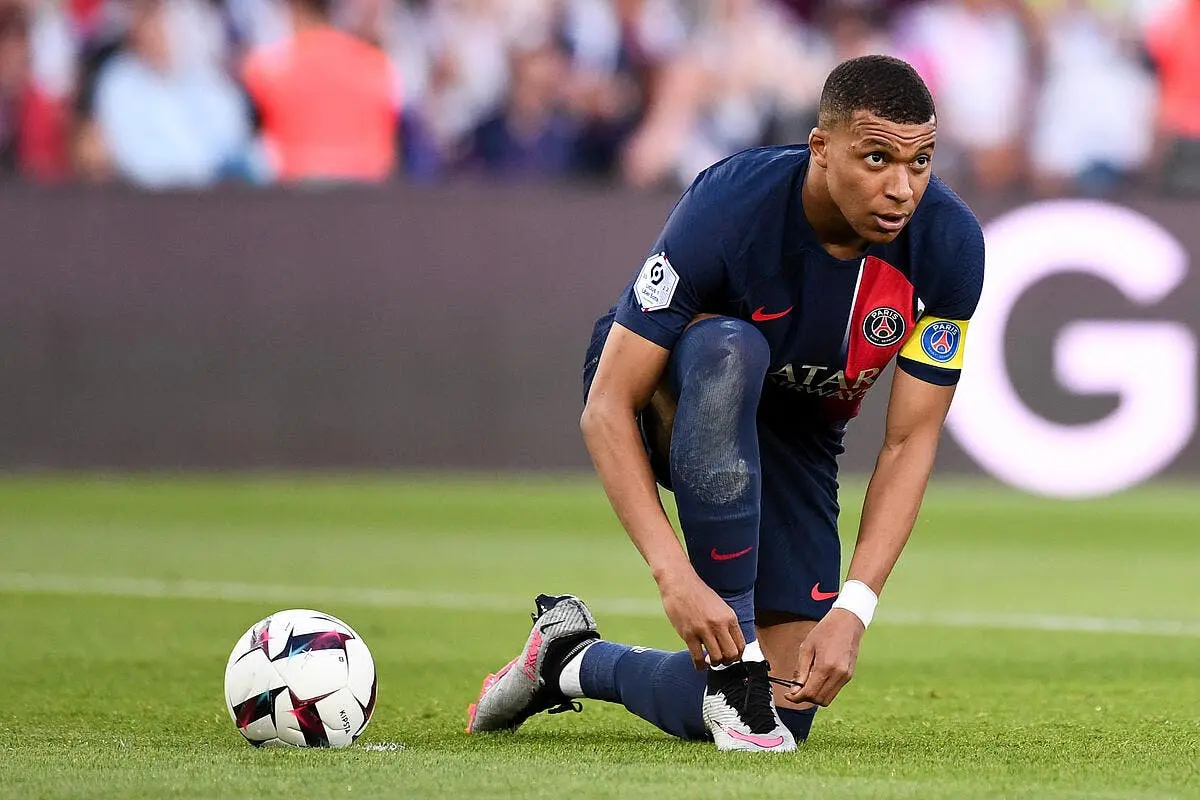 psg mbappe convoque a 10h le bras de fer continue icon pl5 3857 2 363757