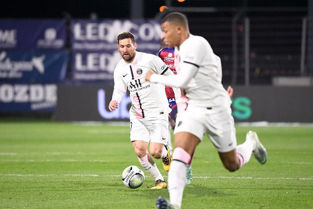 psg mbappe est trop fort messi s incline icon ab1 2405 338705