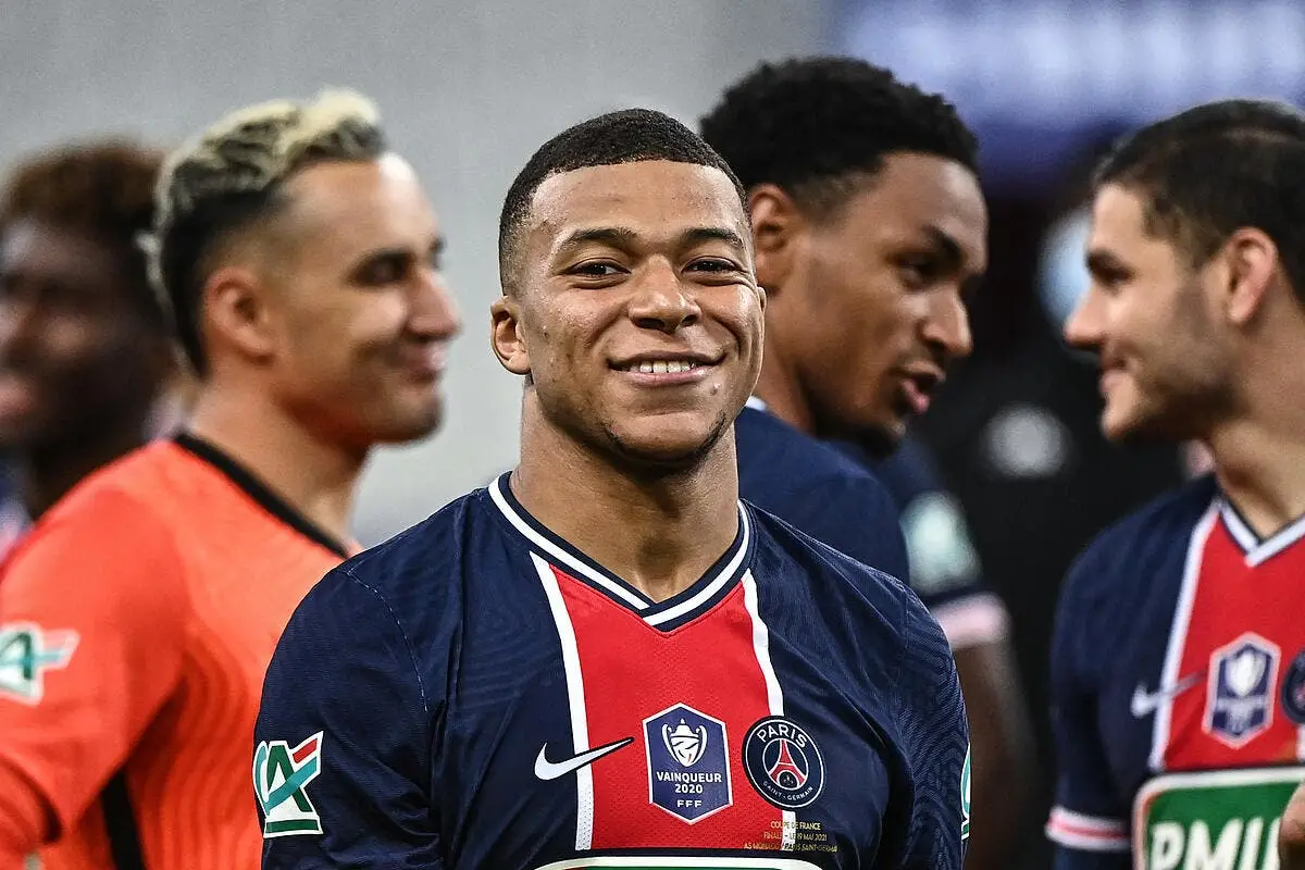 psg mbappe met un enorme coup de pression sur le qatar icon dib 190521 11 43 314643