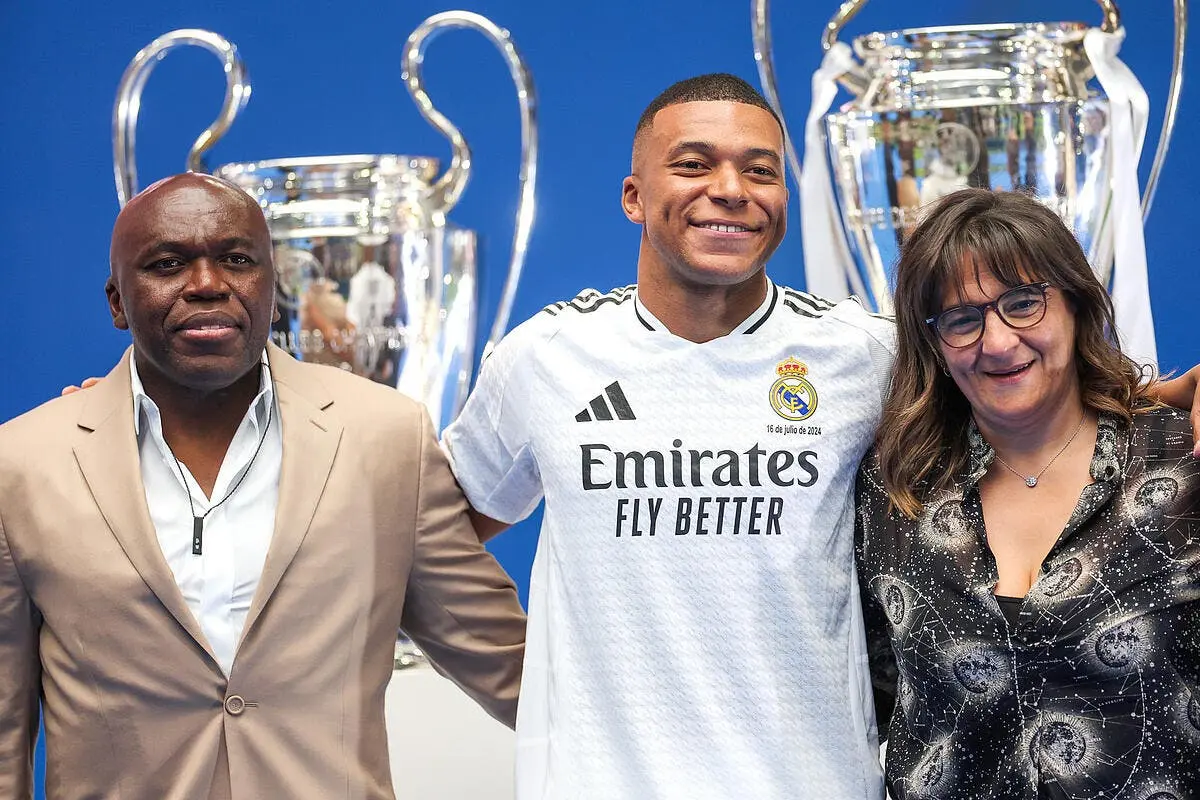 rolland courbis se mouille et rejoint le clan mbappe mbappe 189 382676
