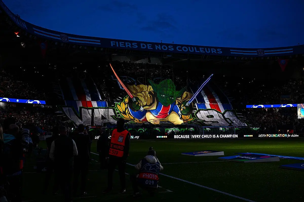 saluts nazis et cris de singe psg barca derape iconsport 208082 0064 374353