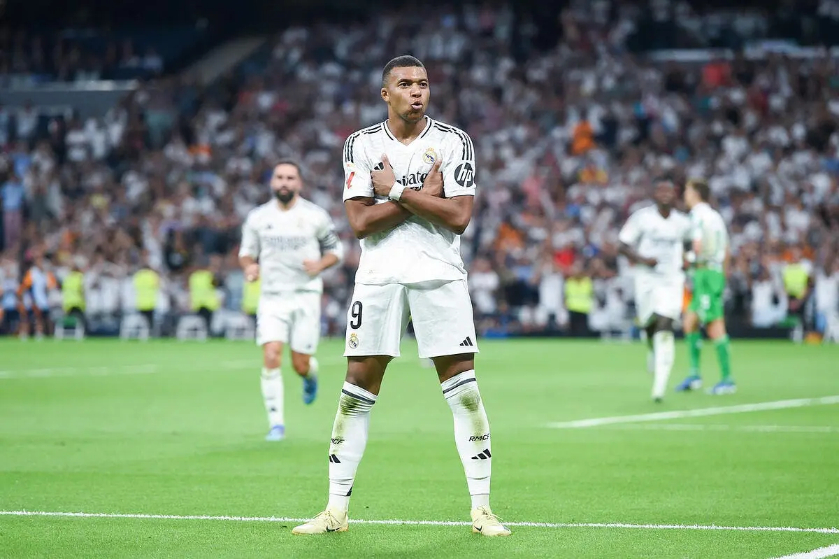 scandale au real le double de mbappe conteste mbappe 183 380715