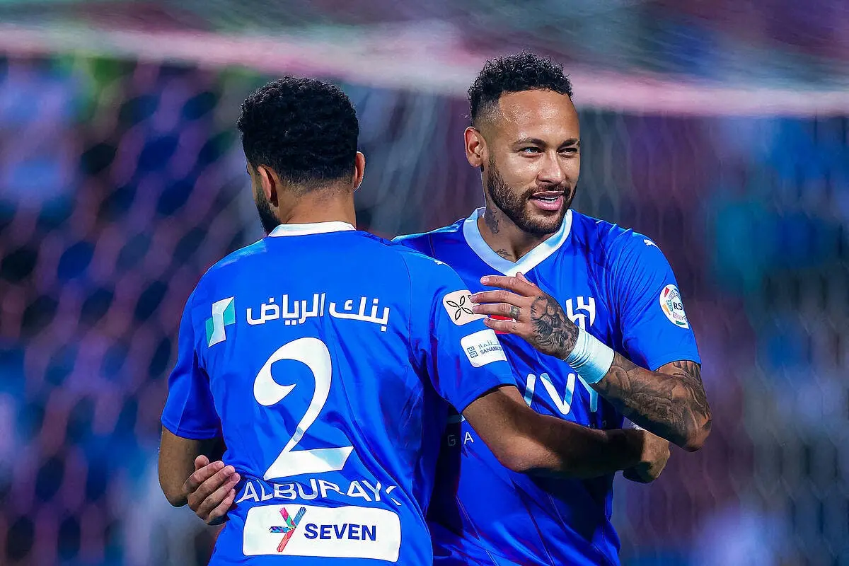 son coach le compare a cristiano ronaldo neymar prend cher neymar 160 370566