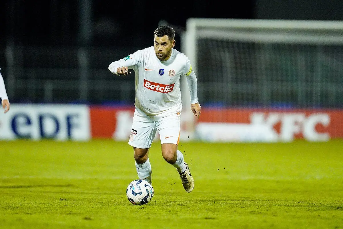 teji savanier convoque par laurent nicollin iconsport 247694 0057 385874