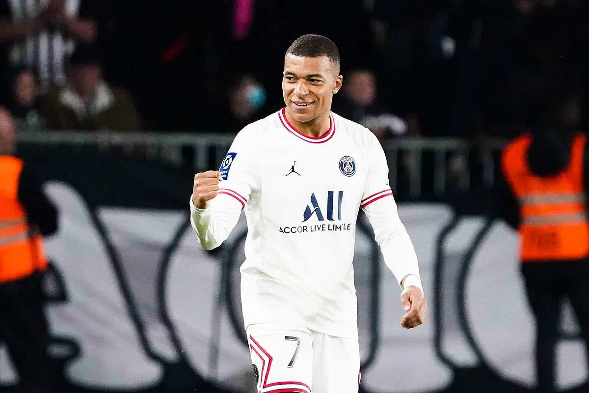 trophees unfp kylian mbappe elu meilleur joueur de la saison icon edy09714 341317