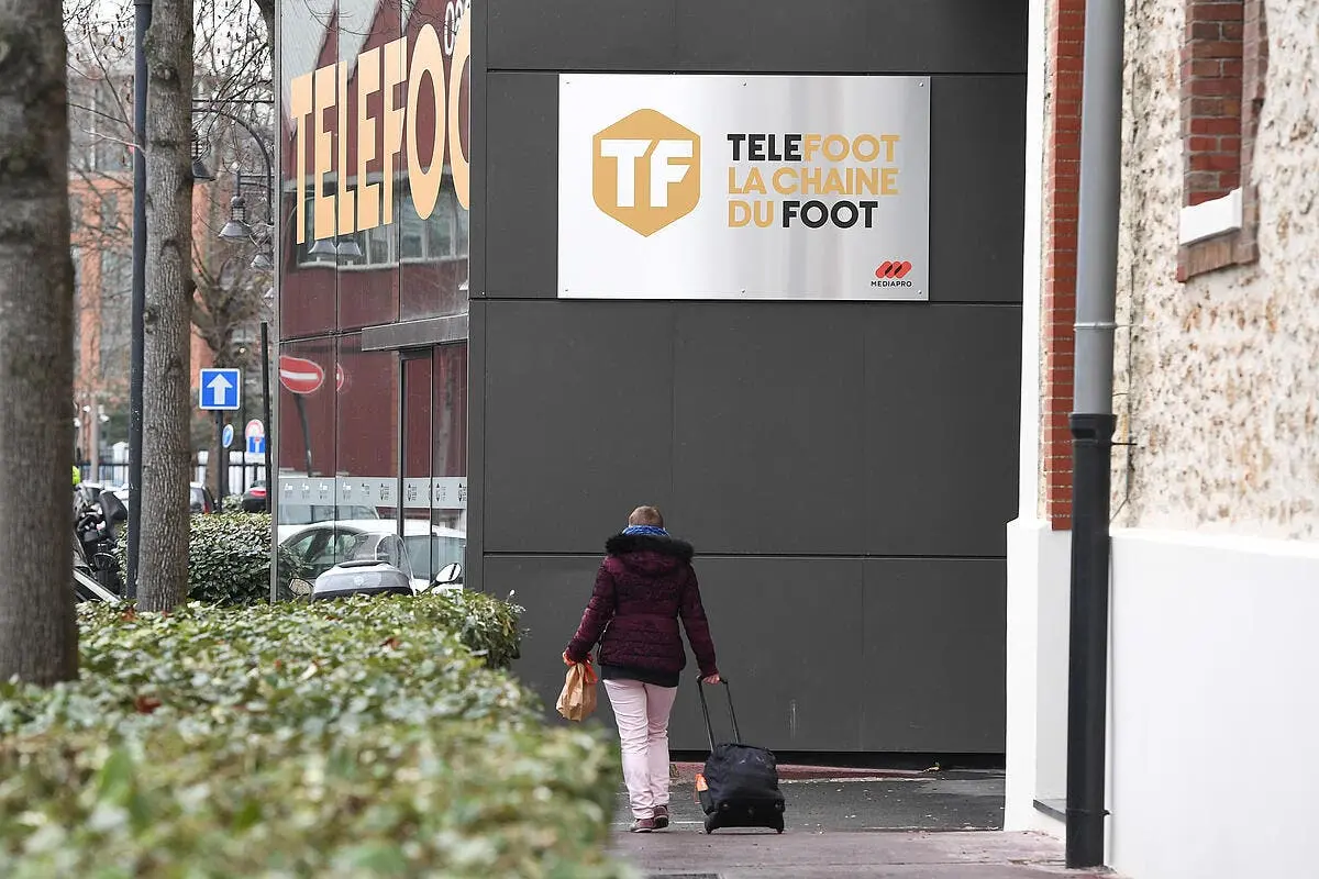 tv labrune envoie un message clair a telefoot icon dib 141220 11 02 306279