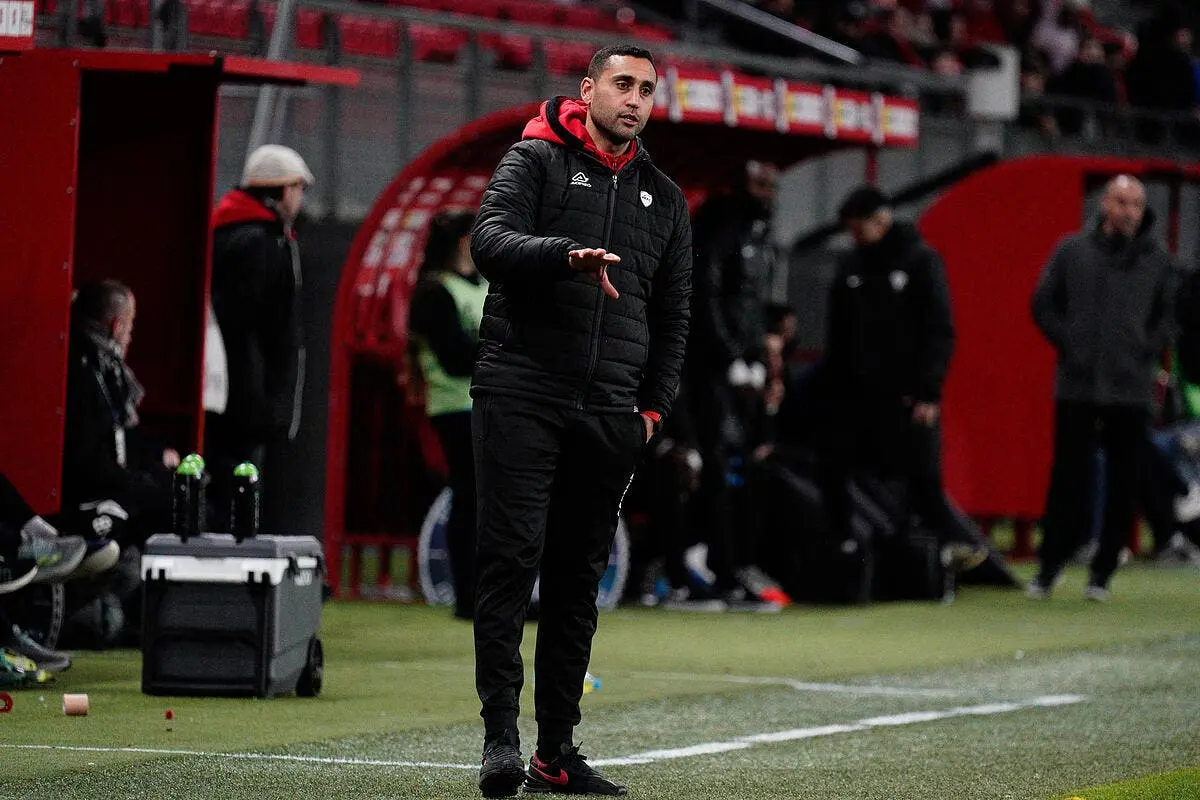 valenciennes au fond du trou l ol va sauver sa saison kantari 373539