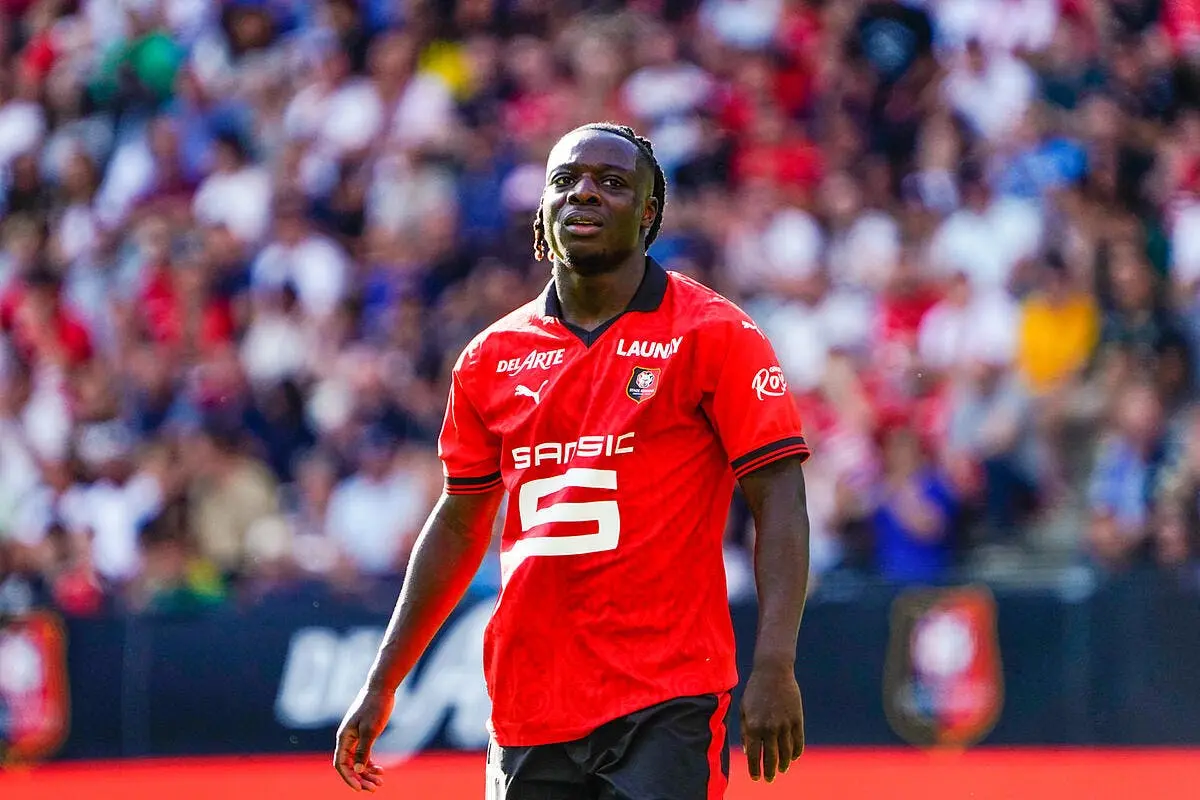 west ham arrive a rennes avec les poches pleines icon ruh0735 364245