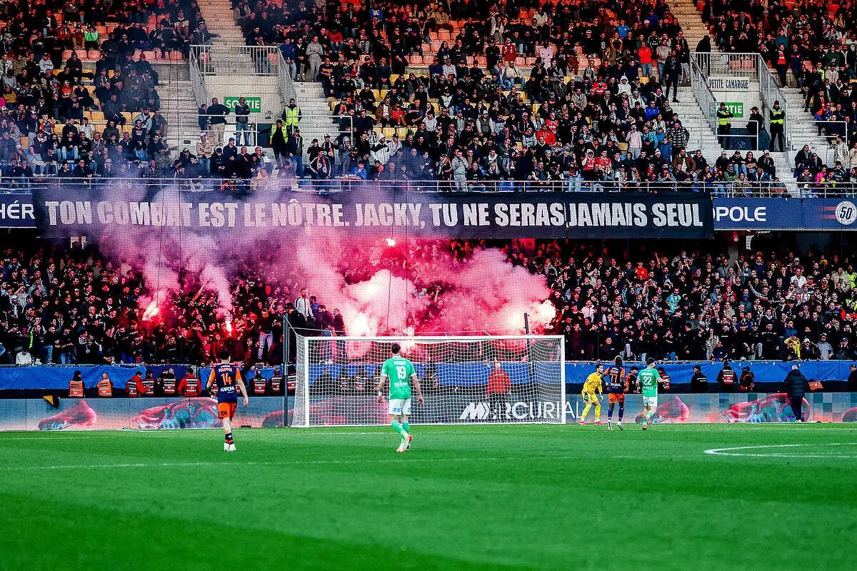 2-0 pour l’ASSE, Montpellier attend la reprise du match