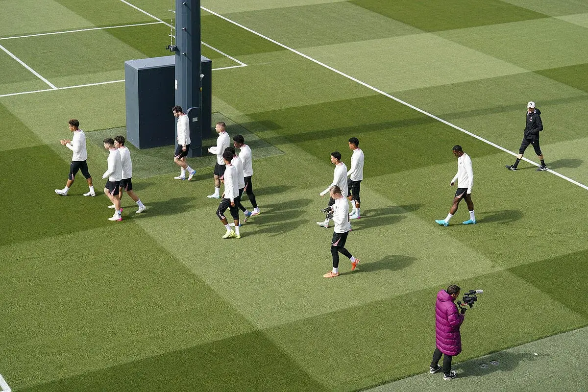 22 joueurs virés, le coup de folie du PSG