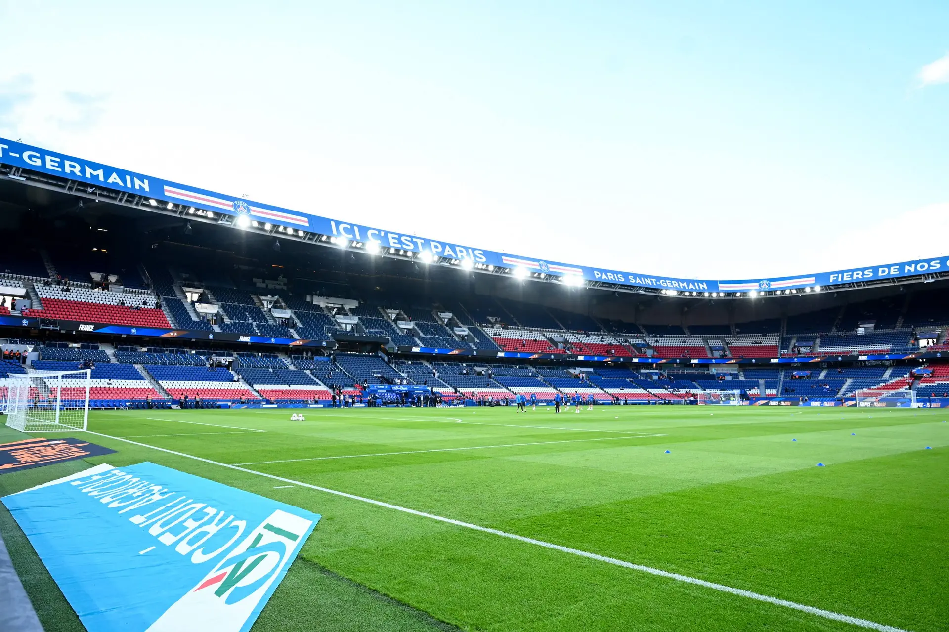 Le Parc des Princes accueillera l'Equipe de France ce mardi soir