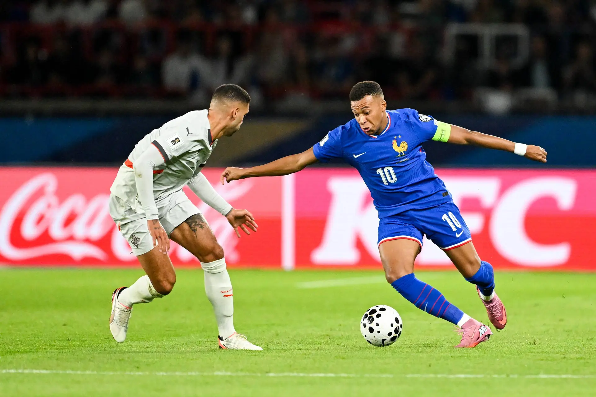 France : Kylian Mbappé marque et dépasse Thierry Henry
