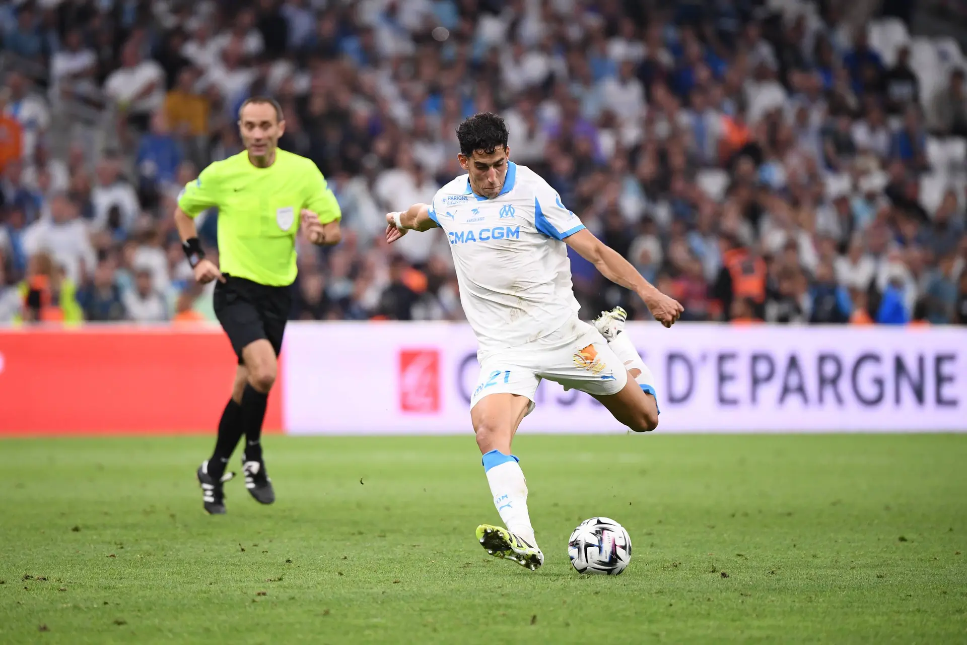 OM : Coup dur pour Nayef Aguerd