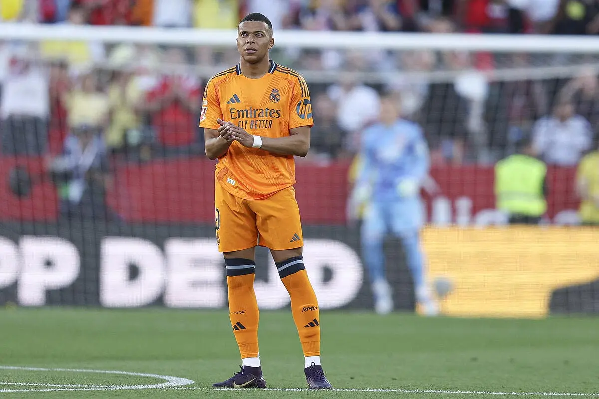 Kylian Mbappé retenu, le Real défie la France
