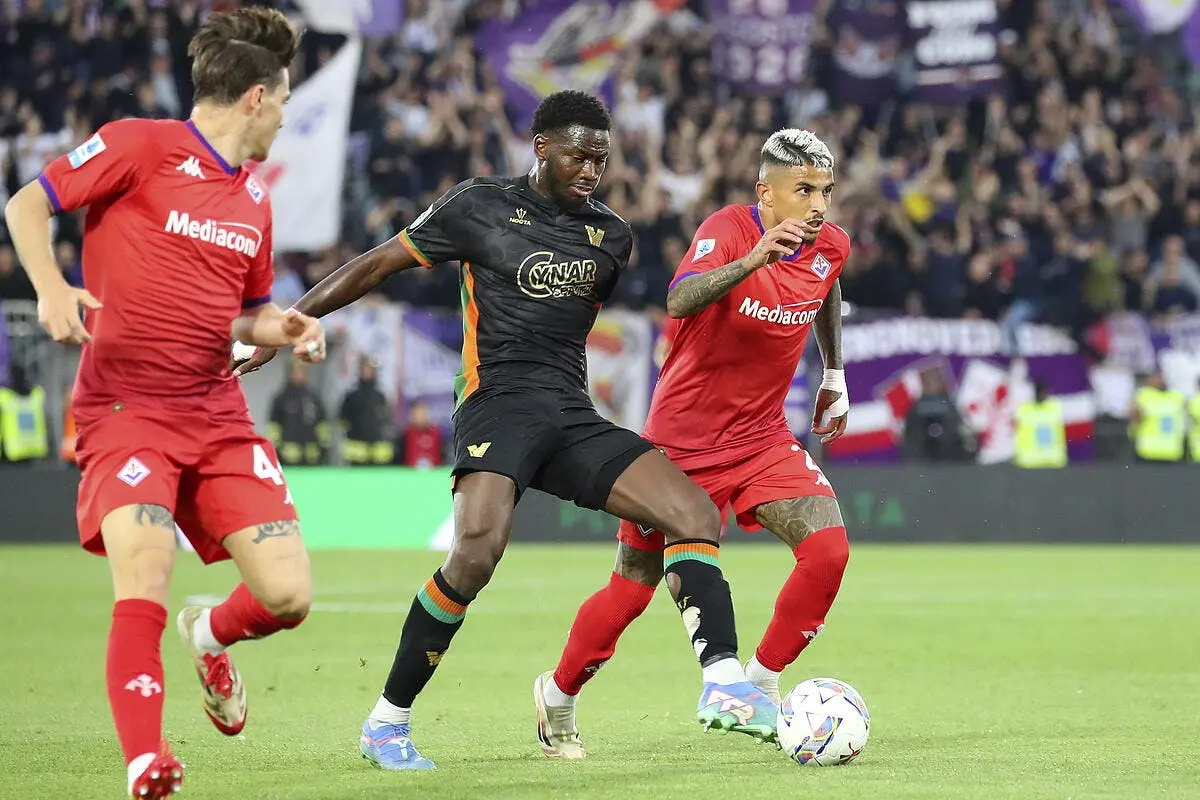 L’OM endort la Fiorentina pour Dodo