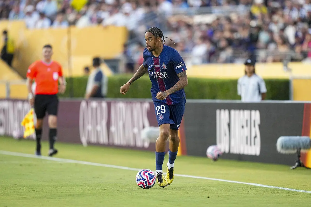 le bayern pousse barcola va rencontrer le psg barcola 17 395266