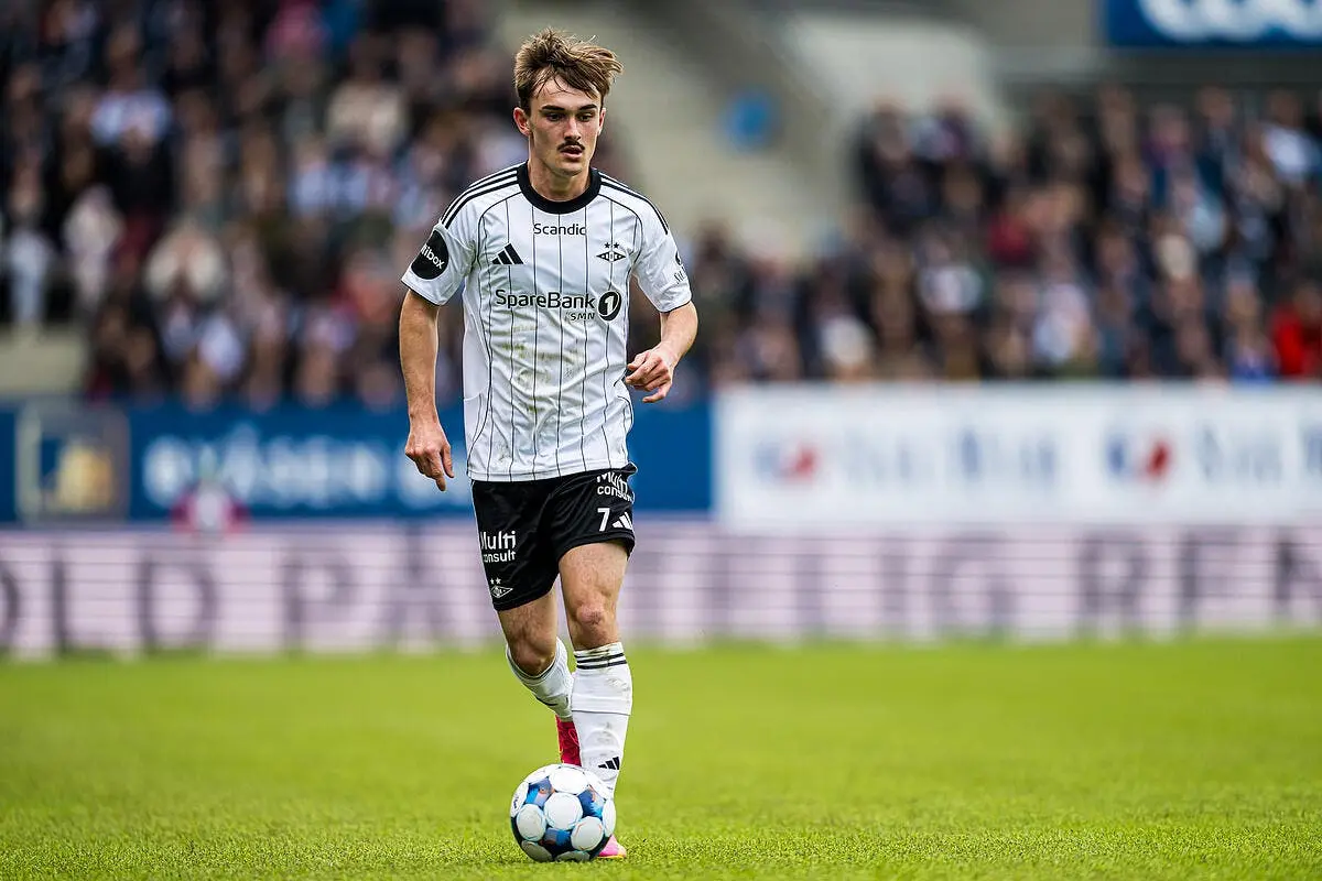 officiel lille accueille le talent norvegien broholm broholm 394408