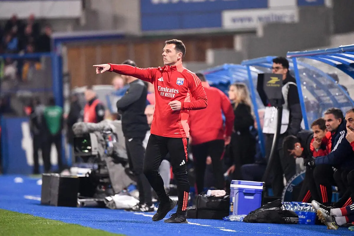 OL : L’adjoint de Fonseca a une excuse, il se fait balayer