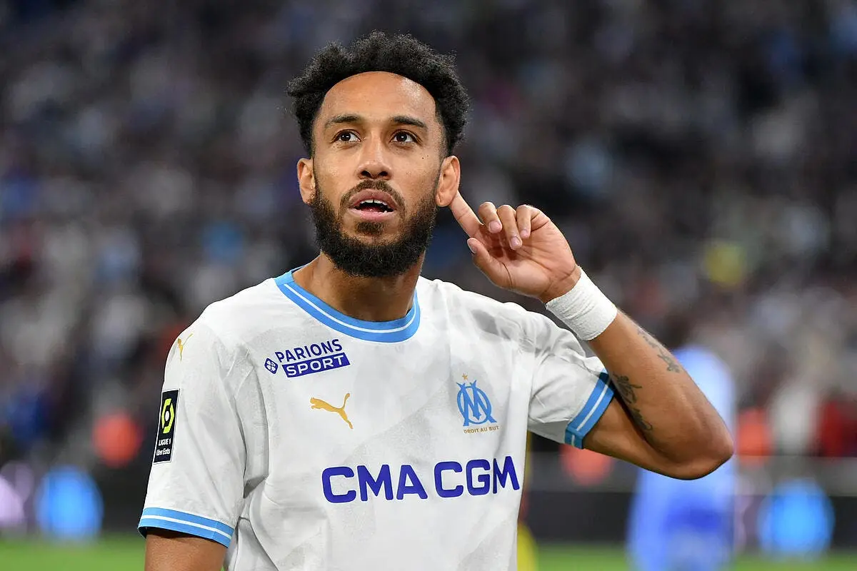 Aubameyang à l'écoute du marché